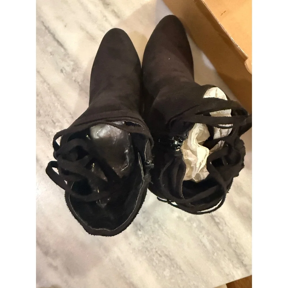 Angel Steps Black Suede Ankle Boots Women's‎ Size 9 Side Zip Fringe Heel